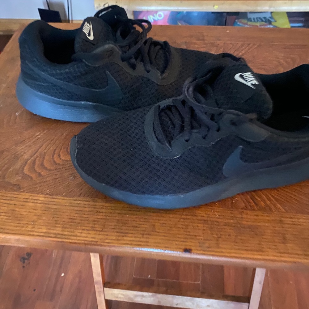 COPY - Nike shoes